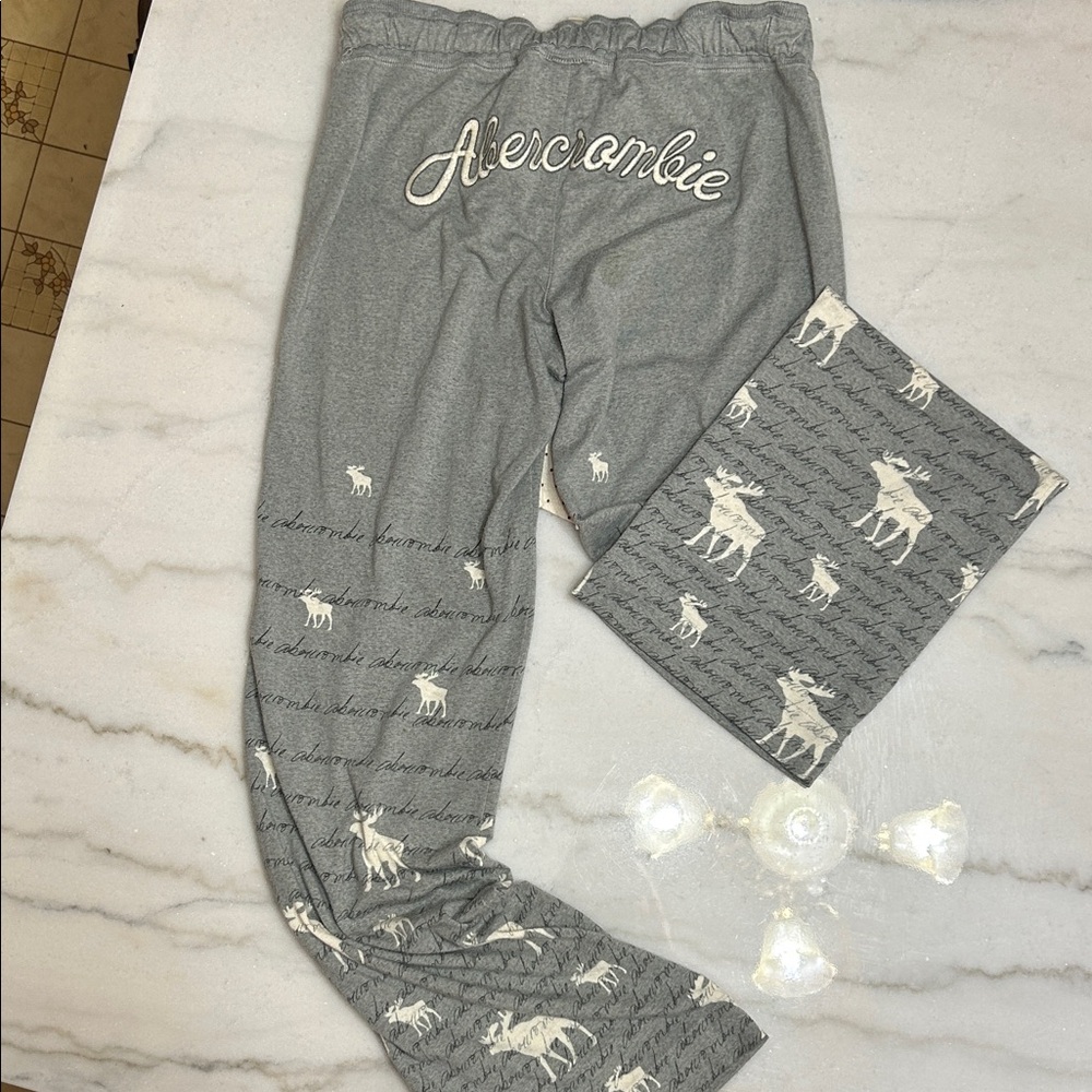 Abercrombie Y2K VINTAGE RARE Gray PJ Bottoms with ABERCROMBIE ACROSS BACK